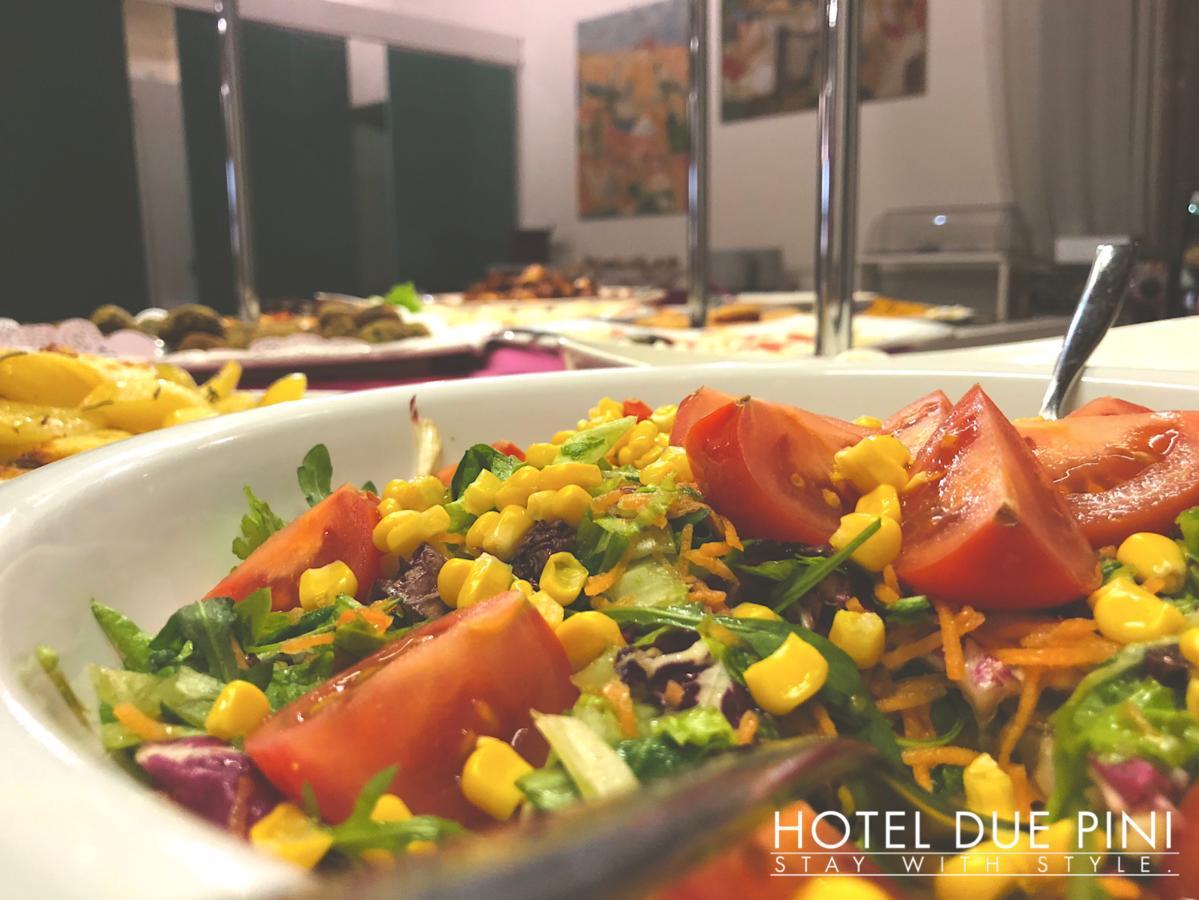 פורמיג'ינה Hotel Due Pini מראה חיצוני תמונה
