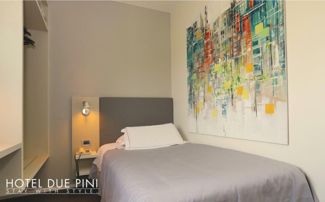 פורמיג'ינה Hotel Due Pini מראה חיצוני תמונה